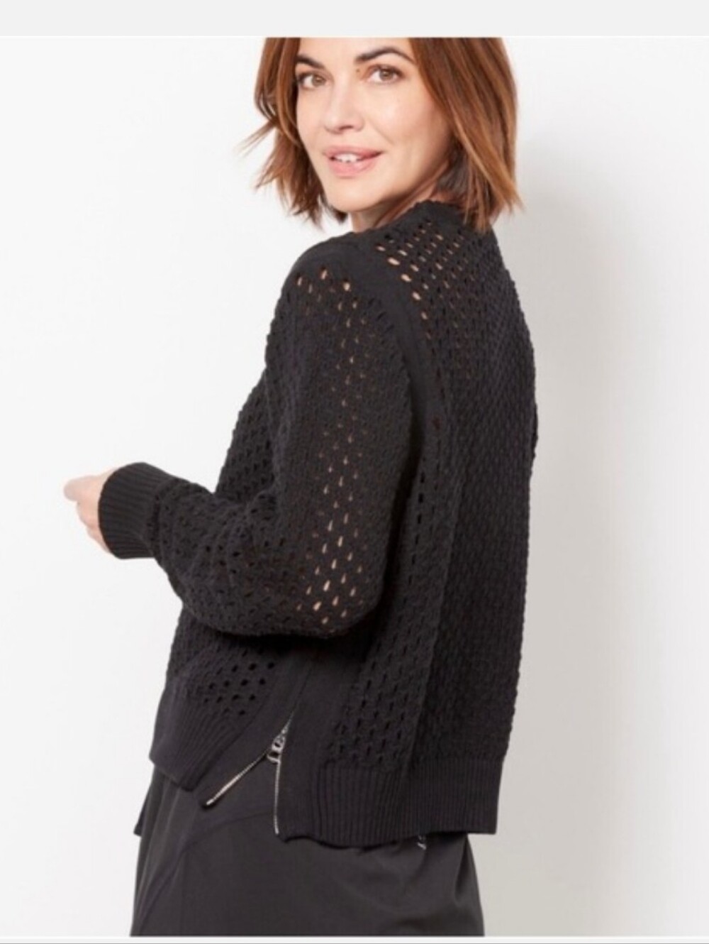 Varley Hains Crew Sweater Size Small Black Open-Mesh Luxury Knit Relaxed Euro